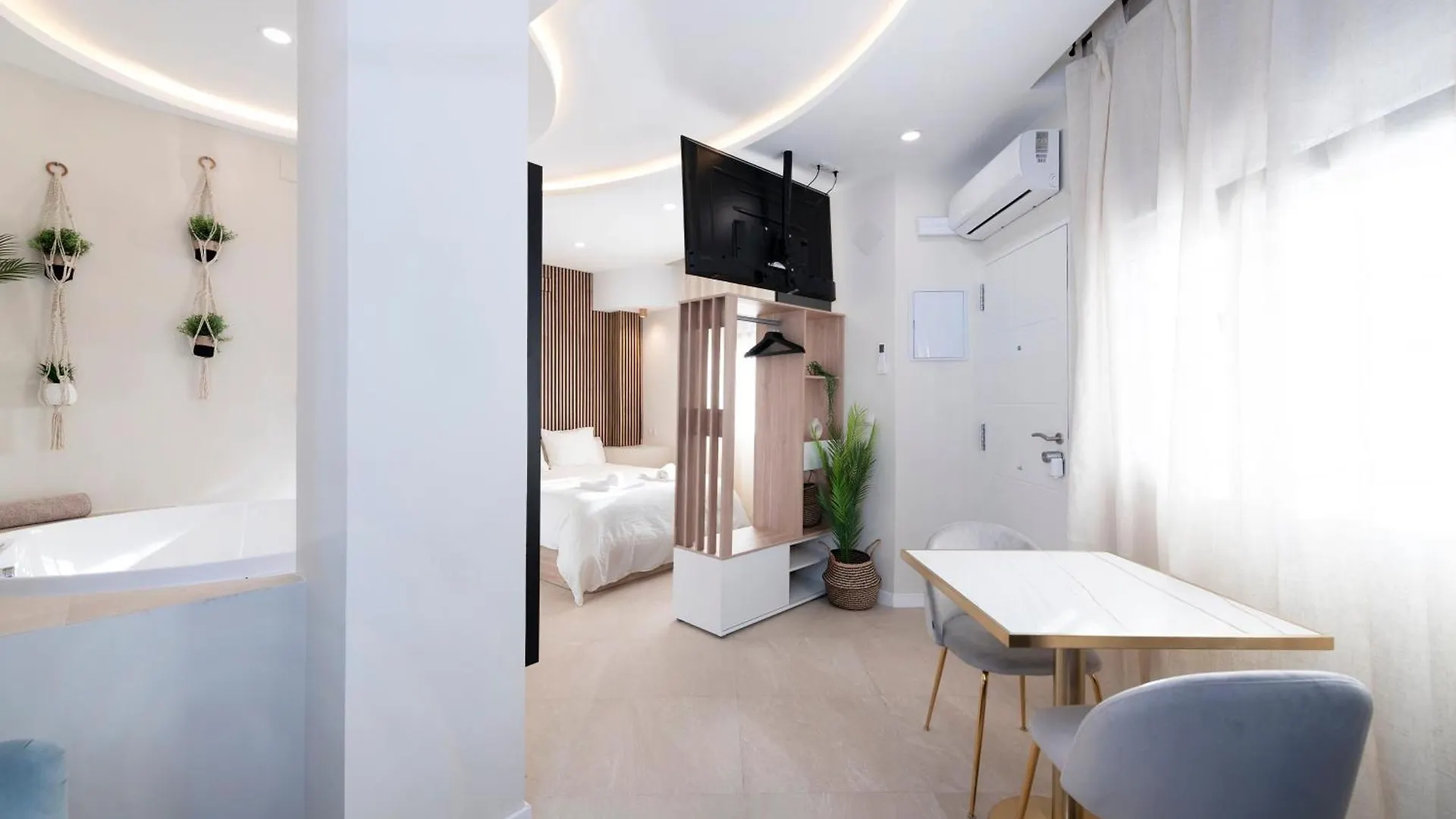 Malaga Boutique V.V Luxury Jacuzzy Appartement Spanje