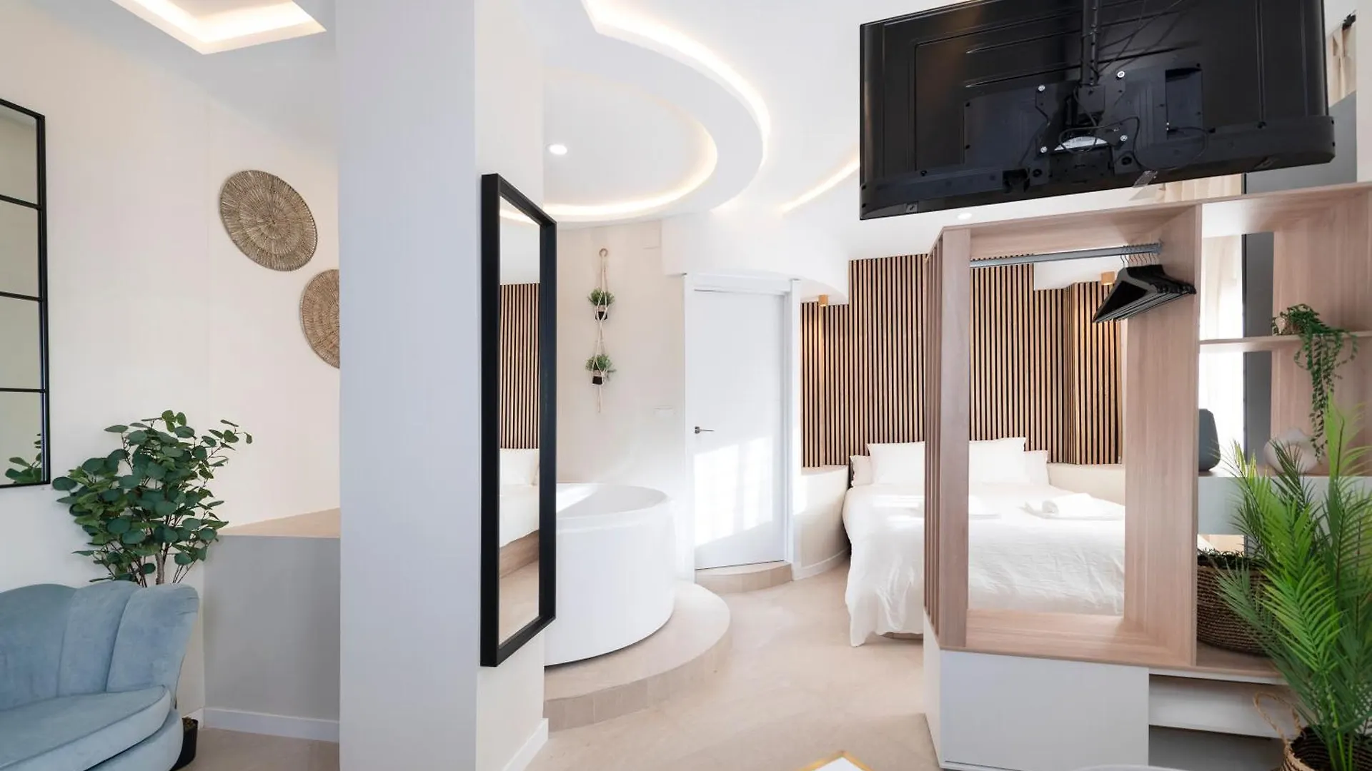 Malaga Boutique V.V Luxury Jacuzzy Appartement