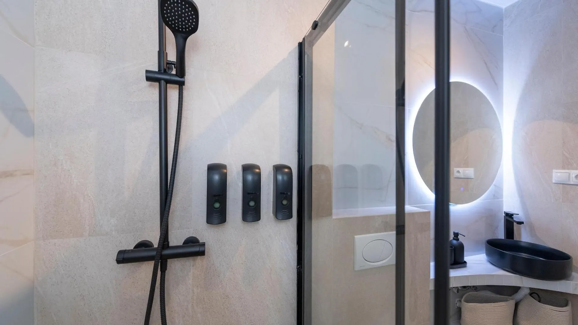 Malaga Boutique V.V Luxury Jacuzzy Appartement 0*,