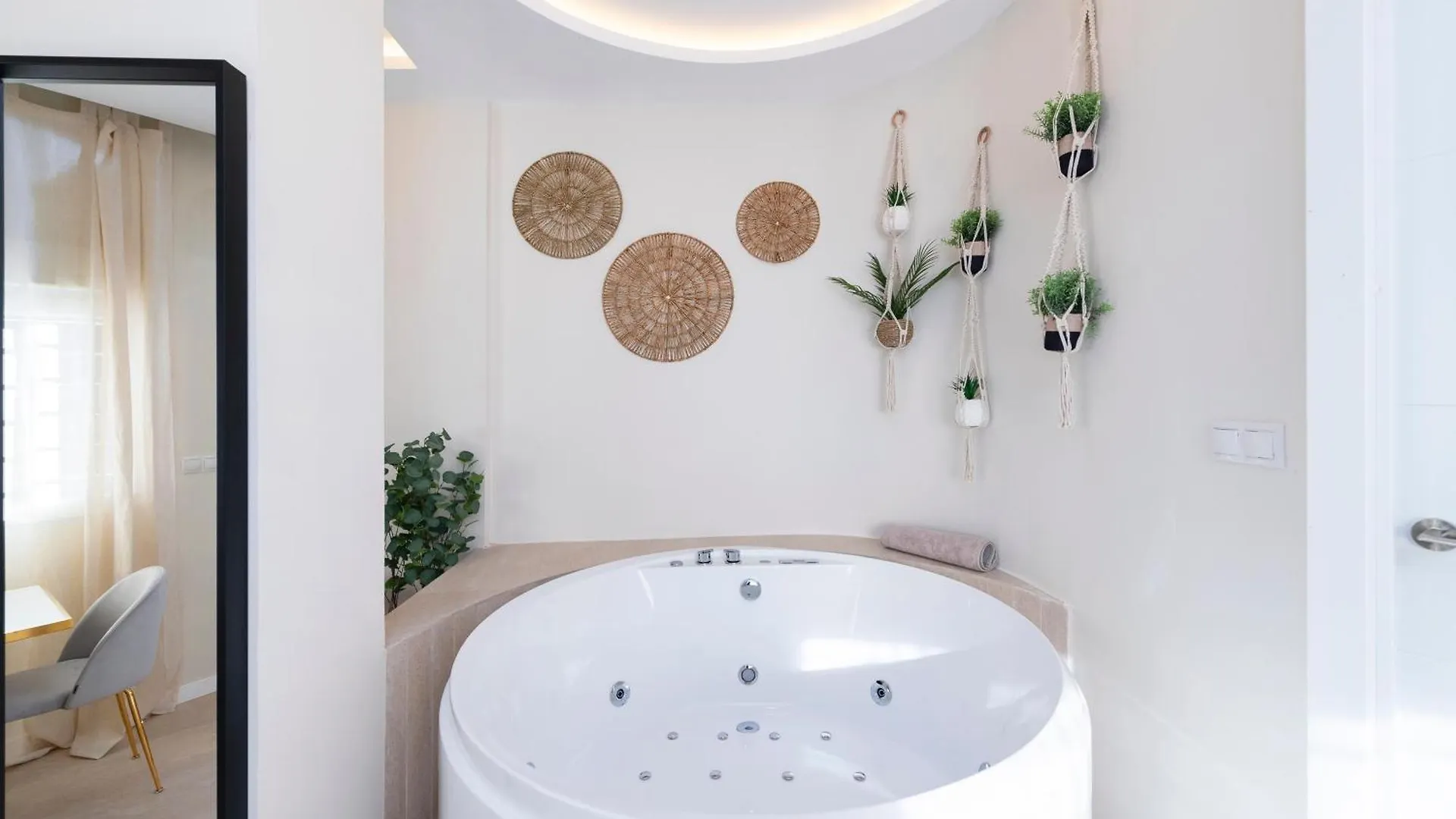 شقة Malaga Boutique V.V Luxury Jacuzzy